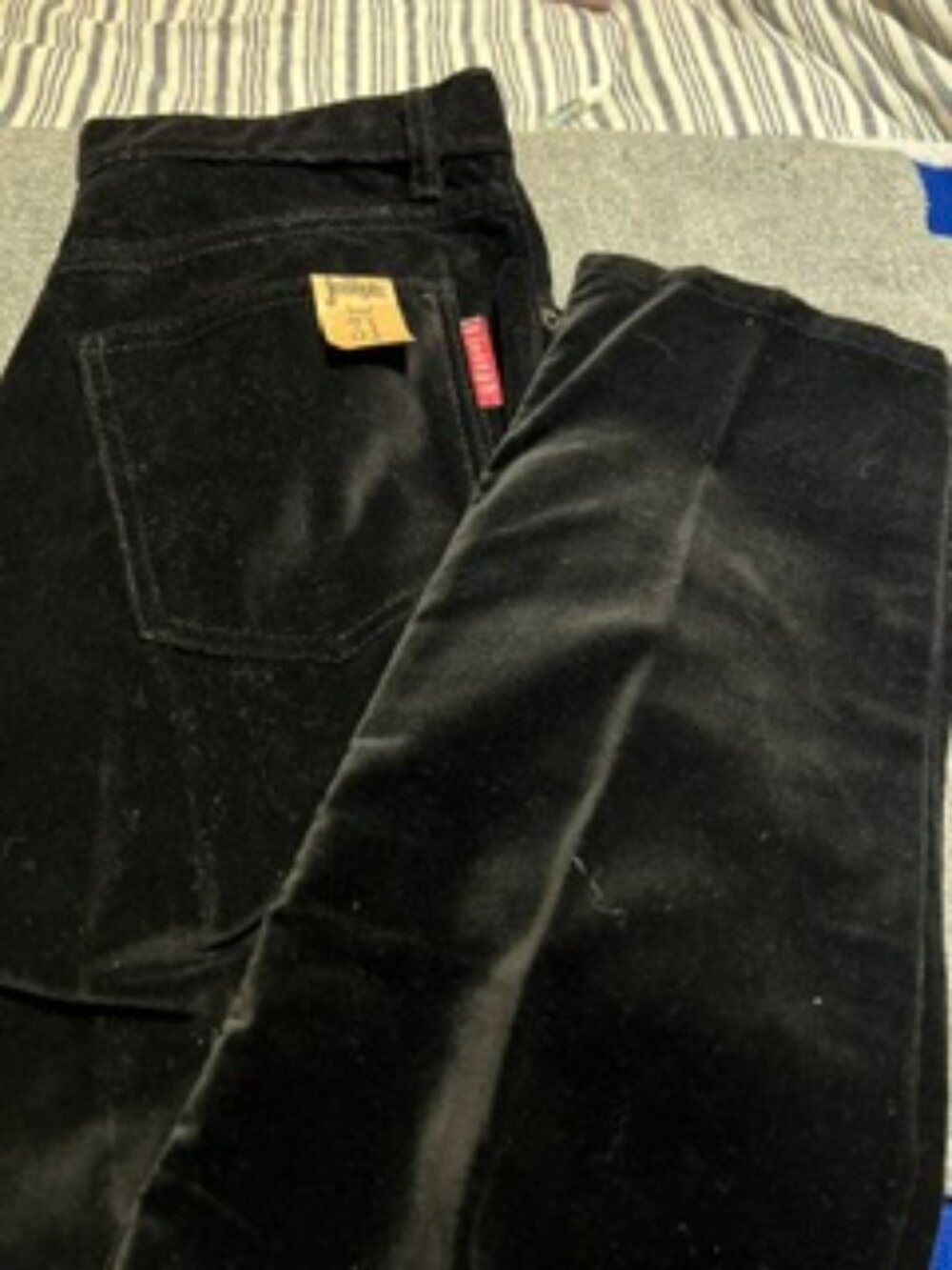 NWT Joseph Lightweight Black Velvet Straight Leg Pants/Jeans Size 31
